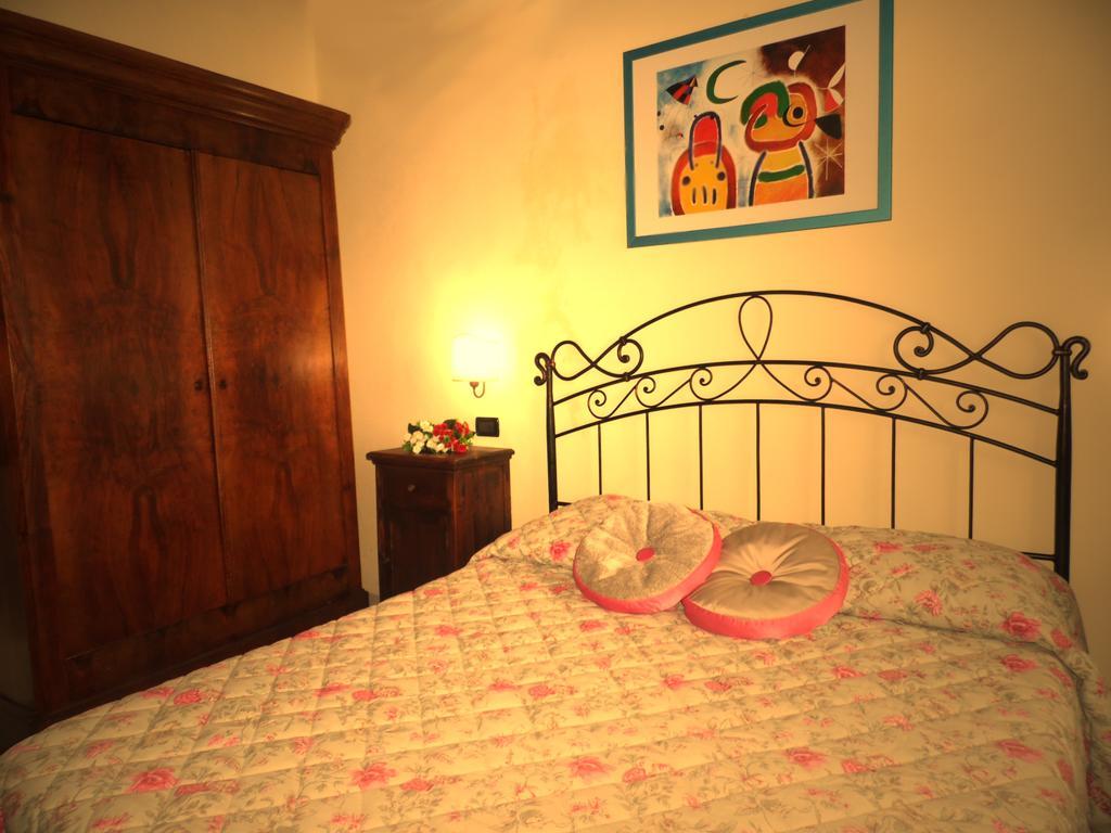 Borgo Mucellena Guest House Casole d'Elsa Luaran gambar