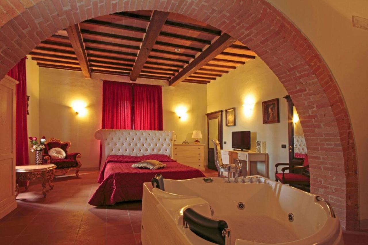 Borgo Mucellena Guest House Casole d'Elsa Luaran gambar